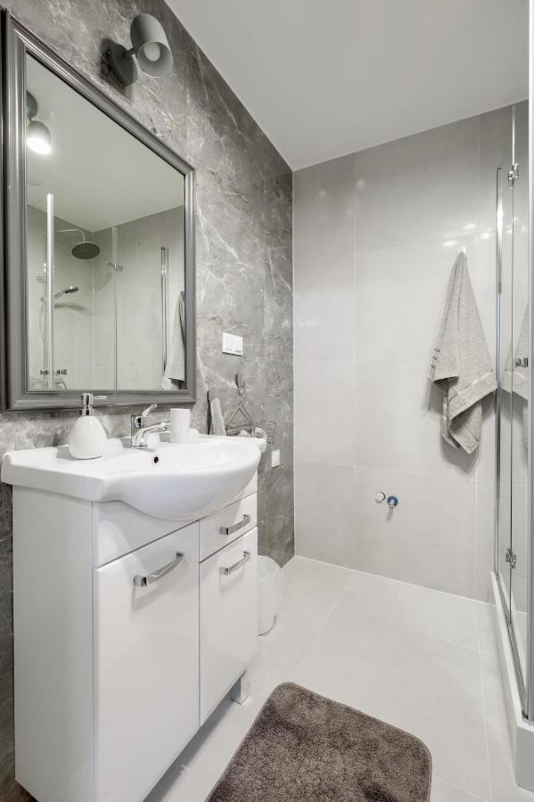 Niron Apartament Dom Z Papieru Sztokholm Piła Exterior foto
