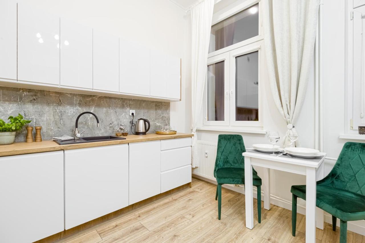 Niron Apartament Dom Z Papieru Sztokholm Piła Exterior foto