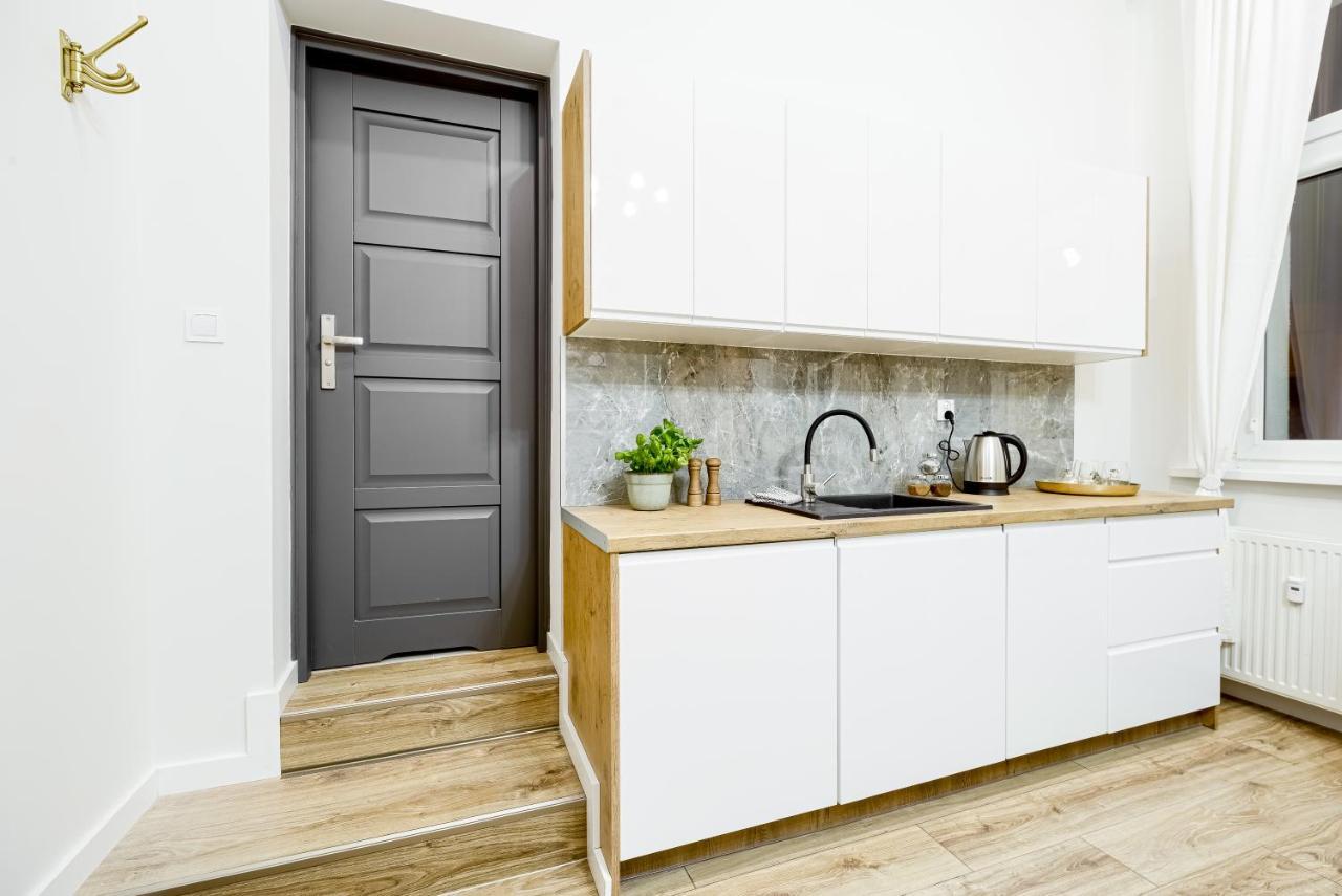 Niron Apartament Dom Z Papieru Sztokholm Piła Exterior foto