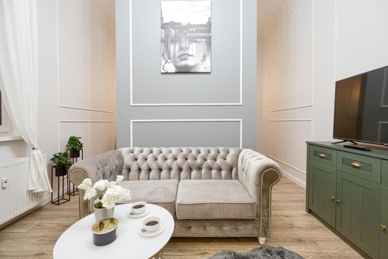 Niron Apartament Dom Z Papieru Sztokholm Piła Exterior foto